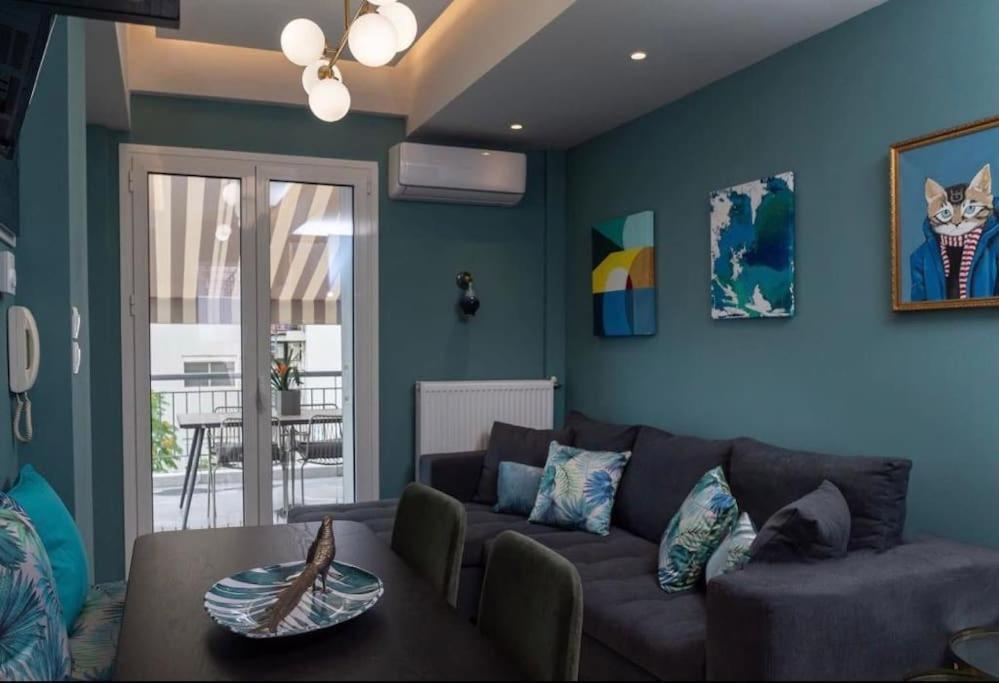 Artistic Apt In Vibrant Gazi With Large Terrace By Ghh Athens Exterior photo